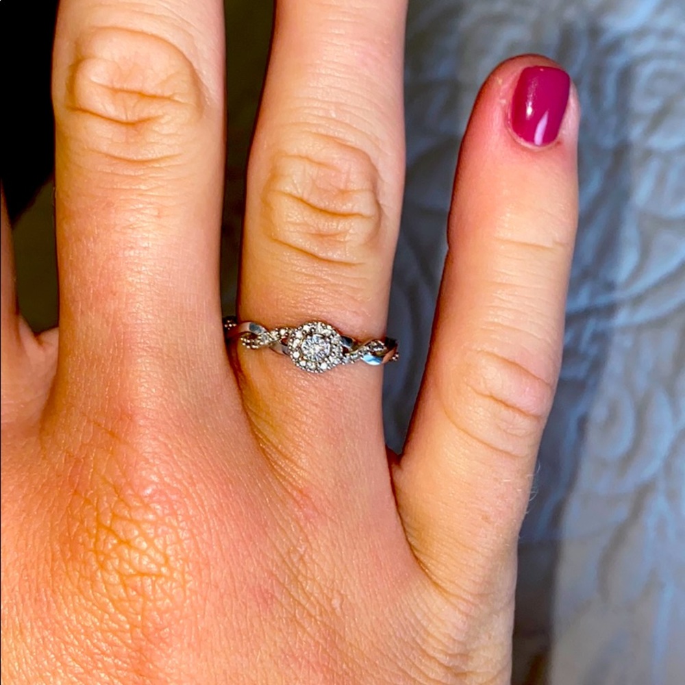 White sapphire/ sterling silver ring